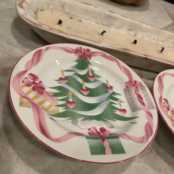 Sango Home for Christmas 92’ pedestal plates x 2. Pink trimmed Christmas tree - Picture 5 of 6